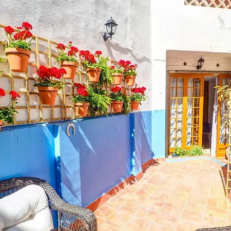 Charming Patio Amazing Location By Hello Homes Apartment *