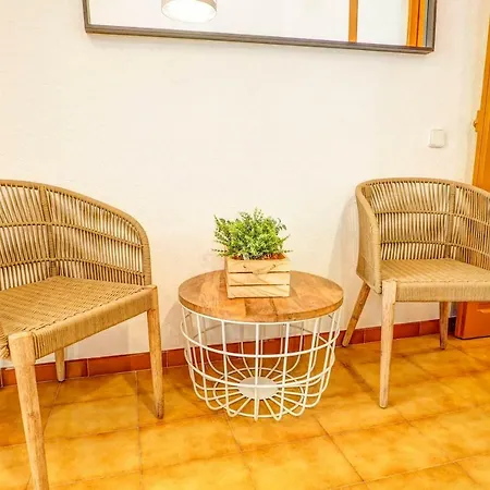 Charming Patio Amazing Location By Hello Homes Apartment